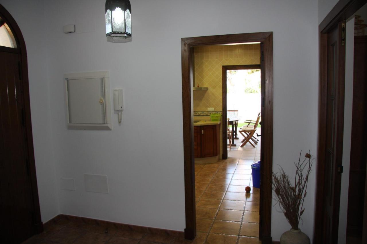 Moderno Y Amplio Chalet, Con Piscina Privada Chiclana de la Frontera Exterior foto