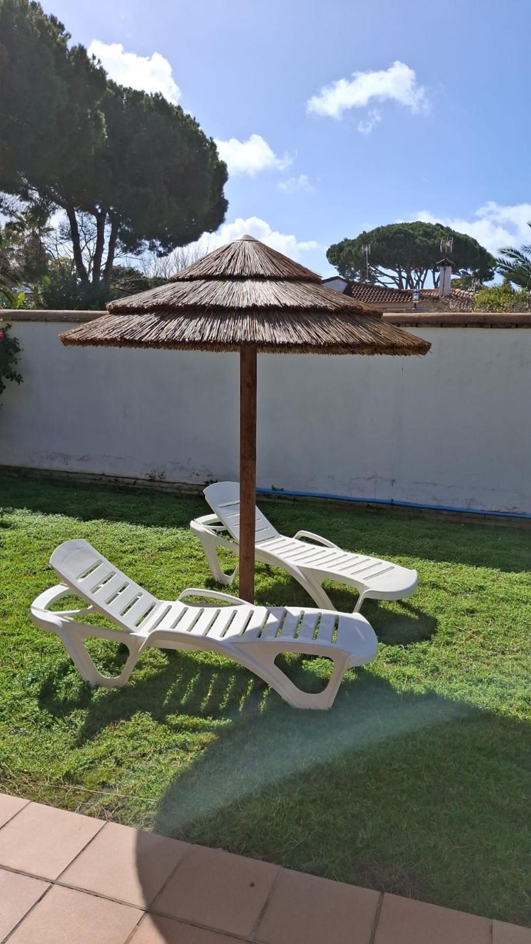 Moderno Y Amplio Chalet, Con Piscina Privada Chiclana de la Frontera Exterior foto